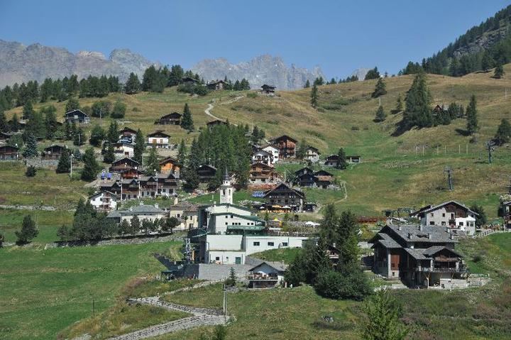 Un hombre borracho empezó a andar, y andar y...¡se escaló una montaña en Los Alpes!