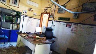 Se cae el falso techo de la estación de ferrocarril de Torrijos hiriendo levemente al factor