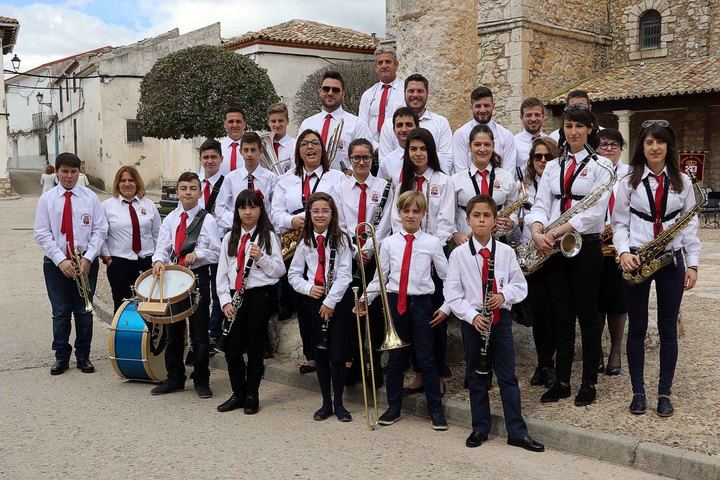 Domingo de Ramos y concierto de la Banda de Cornetas y Tambores y de Música inician la Semana Santa de Fuentenovilla