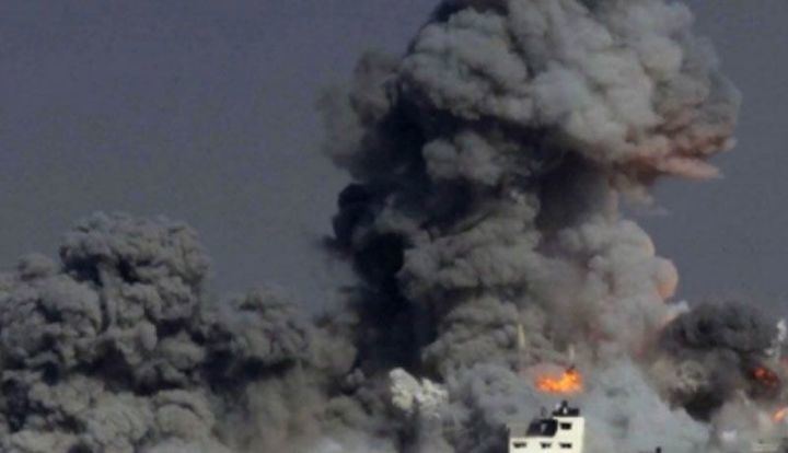 Estados Unidos, Francia y Reino Unido bombardean Siria