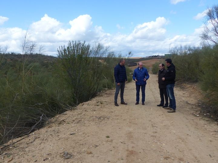 La Diputación de Guadalajara prevé arreglar 10.000 kilómetros de caminos en toda la provincia