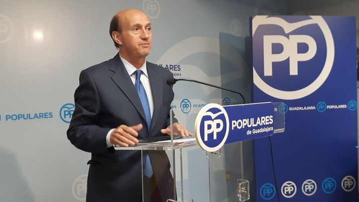 “El PP es el único partido capaz de garantizar el bienestar de las personas y salvar a España de la quiebra y la rebelión”