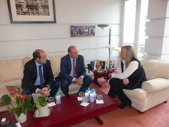 El presidente de la Diputación de Guadalajara se reúne con la consejera de Infraestructuras de la Comunidad de Madrid