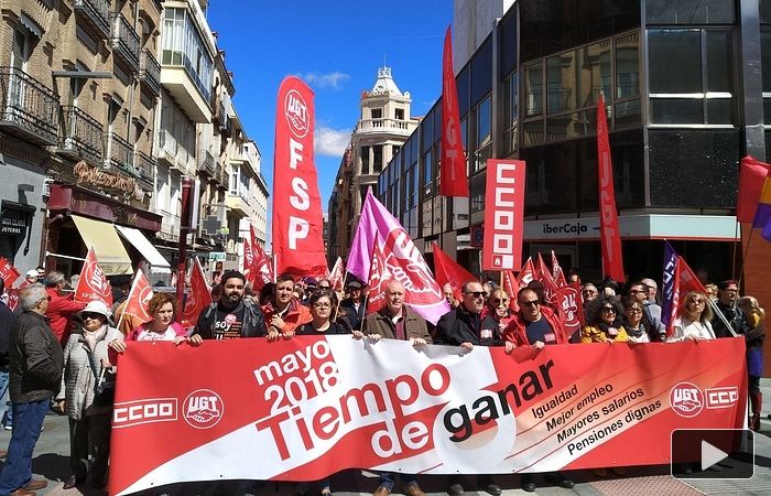 2.000 personas según los sindicatos y 1.300 según la Policía se han manifestado este Primero de Mayo en Guadalajara