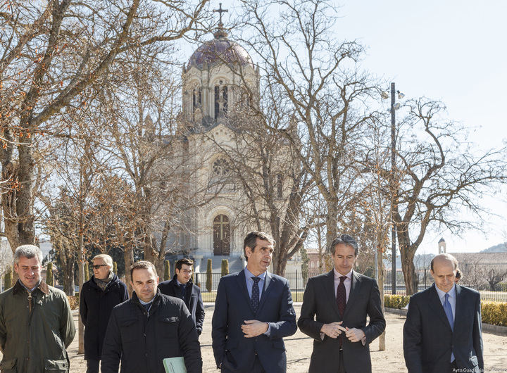 El ministro de Fomento anuncia en Guadalajara la inversión de 50 millones de euros para unir la N-320 con la A-2 y que los vehículos no tengan que pasar por el nudo de Cuatro Caminos