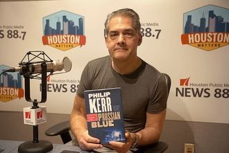 Muere a los 62 años Philip Kerr, el padre de la novela negra histórica