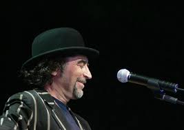 LECTURAS La salud de Joaquín Sabina le obliga a cancelar dos conciertos