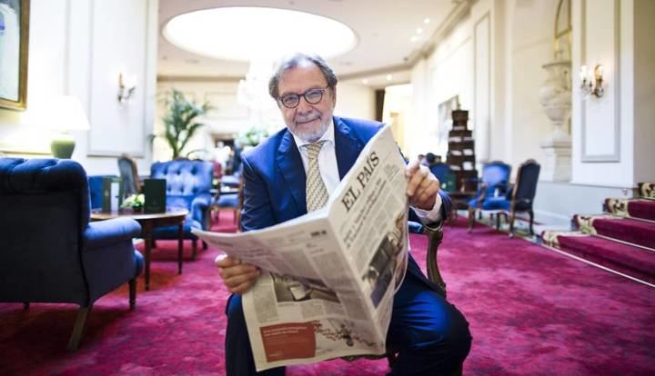 Juan Luis Cebrián abandona la presidencia de EL PAÍS