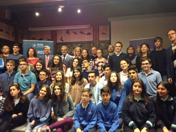 Alumnos del Colegio Marista finalistas regionales de la II Olimpiada entreREDes