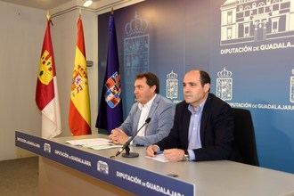 La Diputación aprueba una inversión de cuatro millones de euros para obras en los pueblos y ayudas a los más necesitados