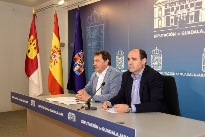 La Diputación aprueba una inversión de cuatro millones de euros para obras en los pueblos y ayudas a los más necesitados