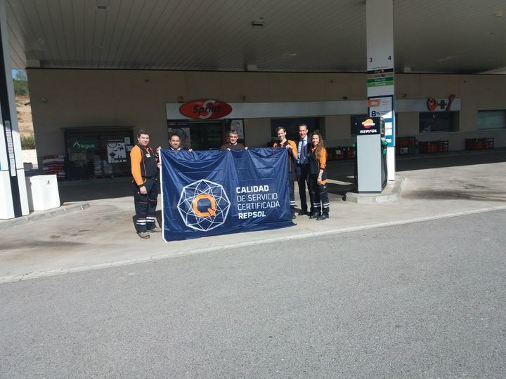 La gasolinera de El Clavin, única en Guadalajara en tener el sello de Calidad de Servicio Certificada