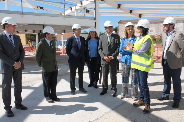 El delegado del Gobierno en Castilla-La Mancha visita las obras del Parador de Molina de Aragón
