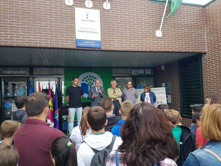 Seis centros escolares renuevan ‘Bandera Verde’ y uno la recibe por primera vez en el proyecto Ecoescuelas que promueve Diputación