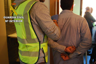 La Guardia Civil incauta más de 2.000 plantas de marihuana en Chiloeches y en Villanueva de la Torre