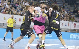 César Montes: “Me quedo con el esfuerzo de los jugadores y el entusiasmo de la afición”