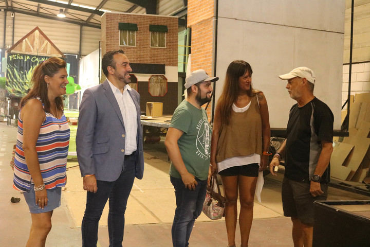 Silvia García: “Es admirable el esfuerzo y la imaginación que ponen cada año los peñistas de Azuqueca”