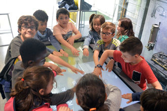 Publicado en Azuqueca el listado provisional de beneficiarios de las becas de material escolar