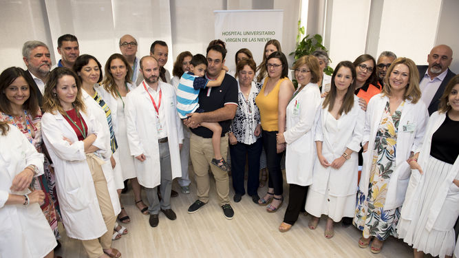 CASO ÚNICO : Implantan en Granada un desfibrilador sin cables a un niño de 5 años con un tumor cardiaco