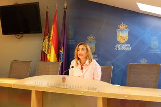 Page deja colgadas a 1.000 familias de Guadalajara