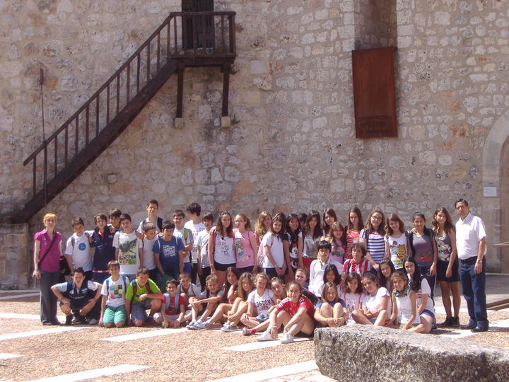 Cerca de 600 escolares de Guadalajara han visitado el castillo de Torija durante el curso escolar