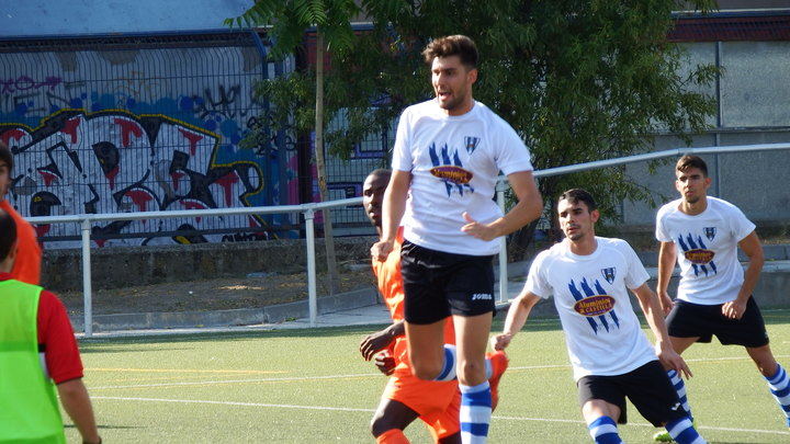 El Hogar Alcarreño inicia sus partidos de pretemporada en Carabanchel, 1-1