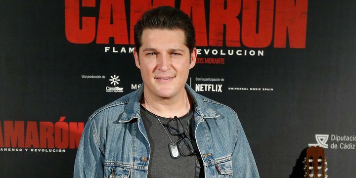 Manu Tenorio, ingresado en la Unidad de Quemados de La Paz