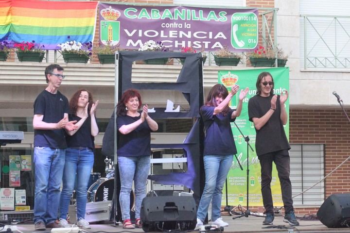 Teatro, poesía y rock feminista en la 2ª Marcha Violeta de Cabanillas del Campo