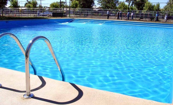 Un niño de 2 años, grave en el Hospital tras caer a una piscina en Toledo