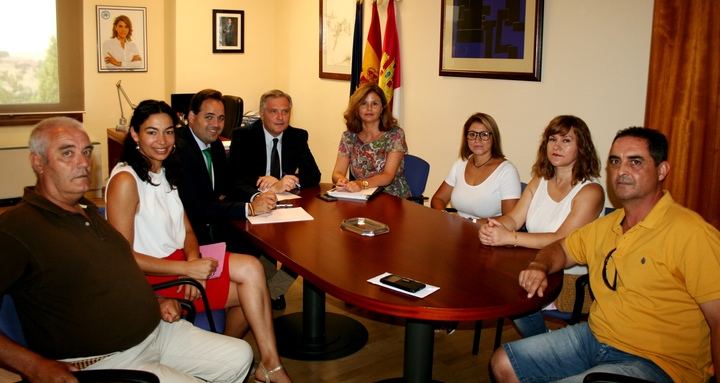 Valentín denuncia que Page “continúa maltratando y abandonando a los dependientes y a sus familiares”