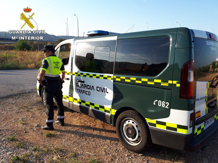 La Guardia Civil inmoviliza a 28 conductores por consumo de drogas y alcohol en las fiestas de Azuqueca