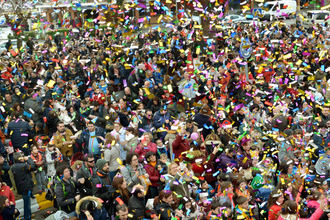 La plaza de la Constitución de Azuqueca acoge este sábado a mediodía un pregón infantil