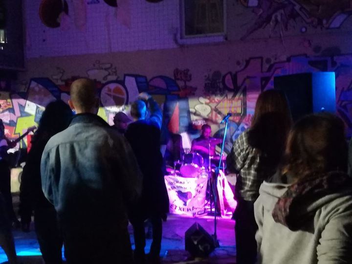 El PP denuncia símbolos y gritos “proetarras” durante un concierto patrocinado por el Ayuntamiento de Cabanillas