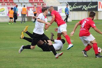 Primera derrota en Liga para una Balompédica Conquense que mereció algo más