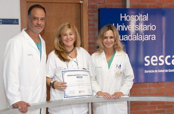 La Unidad de Cirugía Bariátrica del Hospital de Guadalajara premiada con una Certificación de Experto
