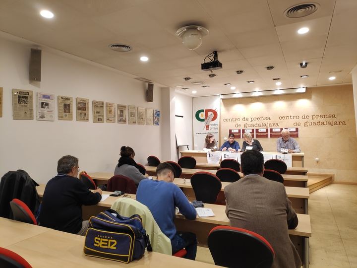 El 92,90% de Guadalajara tiene una densidad de 4,30 hab/km2, la más baja del país y de la Unión Europea