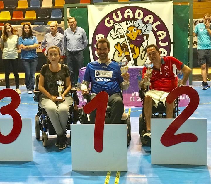 El diputado de Promoción Social Juan Pedro Sánchez asiste a la entrega de premios del XIII Open de Boccia de Guadalajara