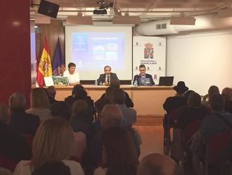 La Diputación de Guadalajara edita el libro Guadalajareando de Jesús Orea