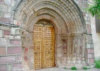 Se ofrece empleo para 3 años con vivienda incluida, Razón : Ayuntamiento de Ribas de Saelices