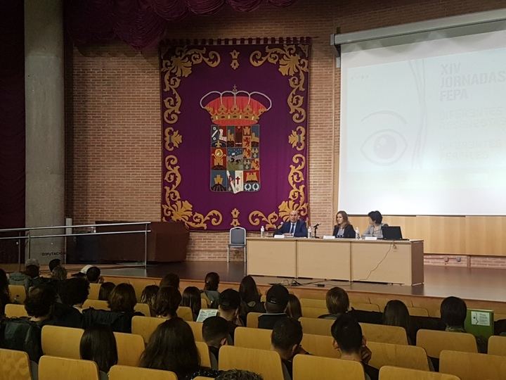 Latre resalta el trabajo de la Federación de Pisos Asistidos con la Asociación Vasija al frente de Guadalajara