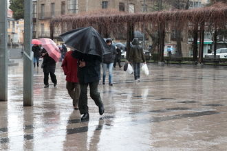 Brumas matinales, lluvias generalizadas y rachas de viento de más de 18kms/h este sábado en Guadalajara llegando el mercurio a los 14ºC