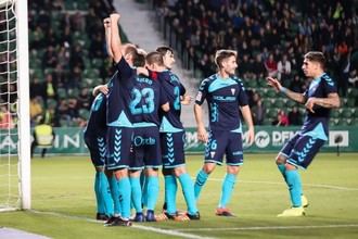 El Alba da otra lección de fútbol y pundonor en un nuevo triunfo frente al Elche