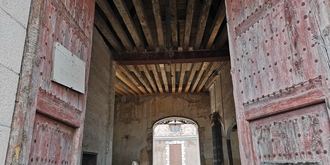 El ayuntamiento de Brihuega presume de la recuperacón de las cubiertas de de la Real Fábrica