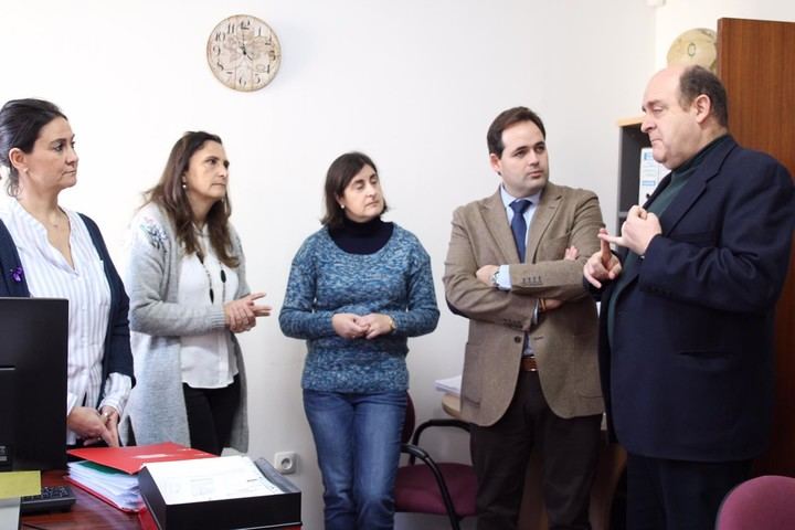 Núñez busca en Guadalajara “conectar con toda la sociedad para conocer su día a día y recoger sus propuestas”