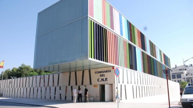 Desalojan la Comisaría de la Policía Nacional de Albacete por un intenso humo