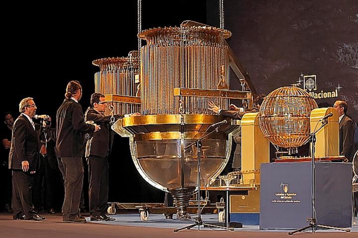 Cada guadalajareño juega, de media, 55,44 euros al Sorteo del Gordo de Navidad, un 4,22% más que el año pasado