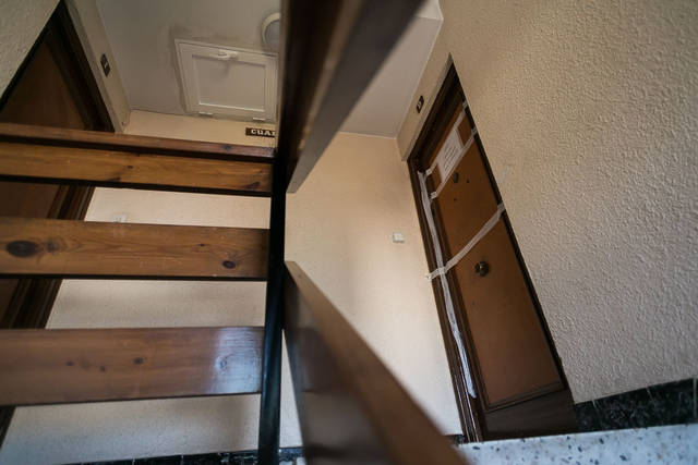 Encuentra un cadáver dentro de una maleta en una habitación que había alquilado en Zaragoza