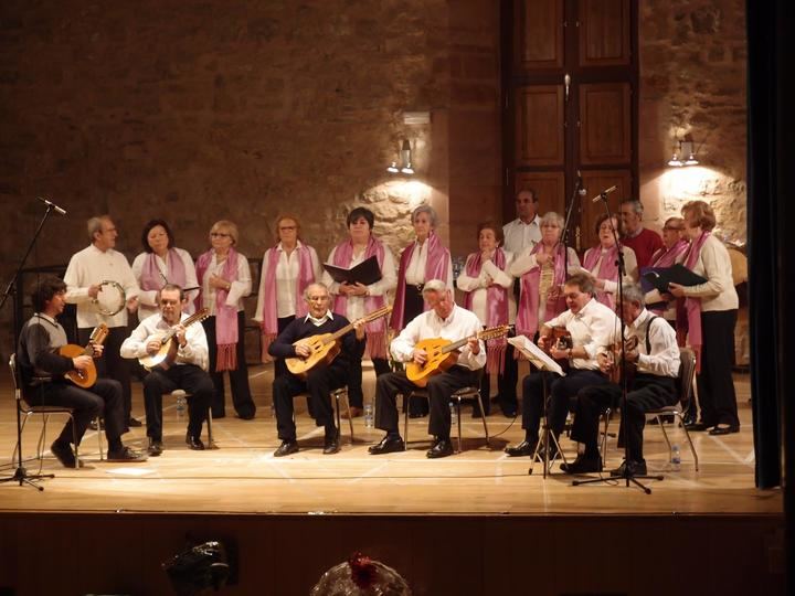 La Rondalla de Sigüenza interpretó en El Pósito su concierto de Navidad