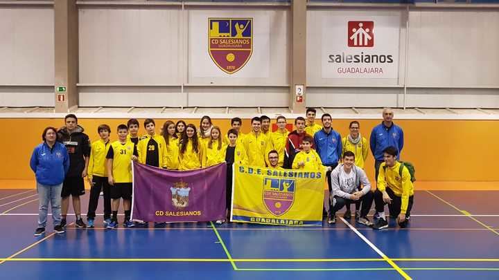 Satisfacción entre organizadores y participantes tras el éxito del Torneo de Navidad de Baloncesto del CD Salesianos