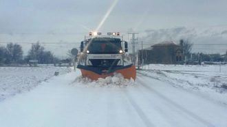 Varios conductores se quedan atrapados por la nieve en Guadalajara